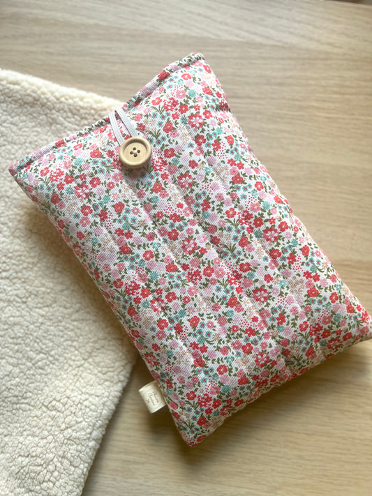 (En Stock) Pochette livre en tissu liberty rose molletonnée